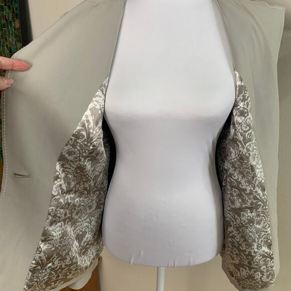 CAbi Size 10 Mist Grey Stitched Paisley Lined One Button Blazer Career Work - Picture 9 of 11